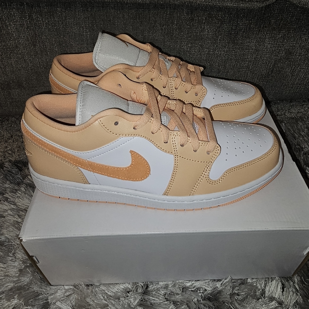 Nike Air Jordan 1 Low 'Sunset Haze' Size 11.5 Women's